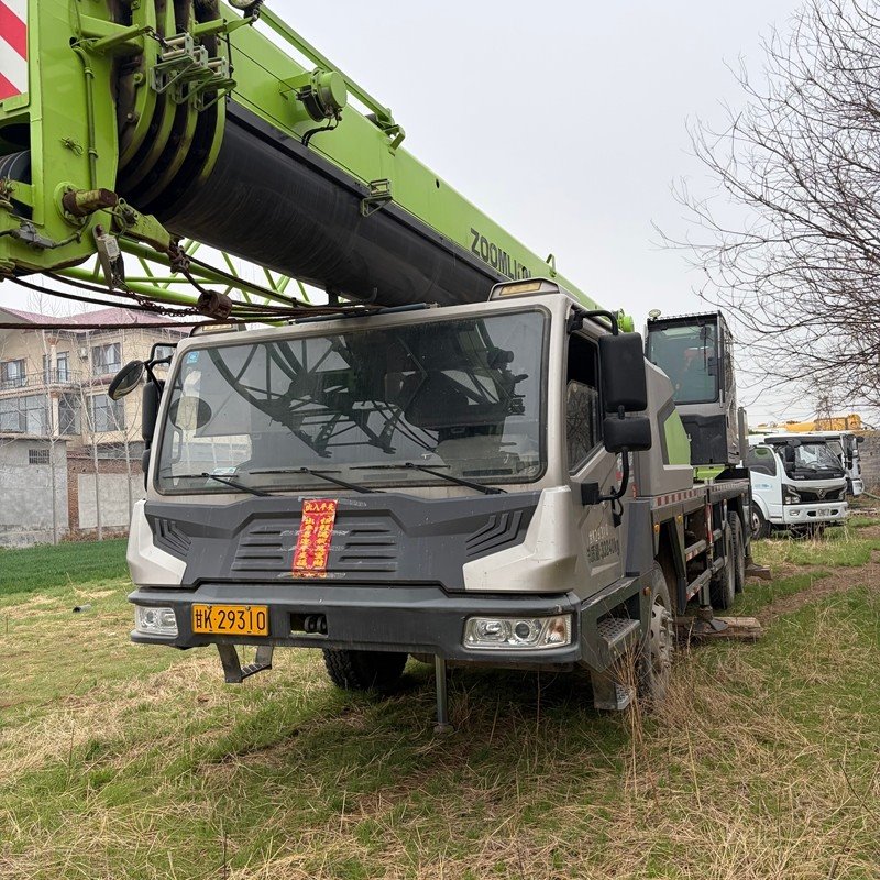 Zhonglian Heavy Industry Truck Crane factory