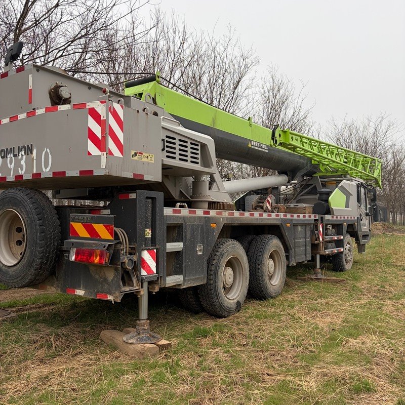 Zhonglian Heavy Industry Truck Crane high quality